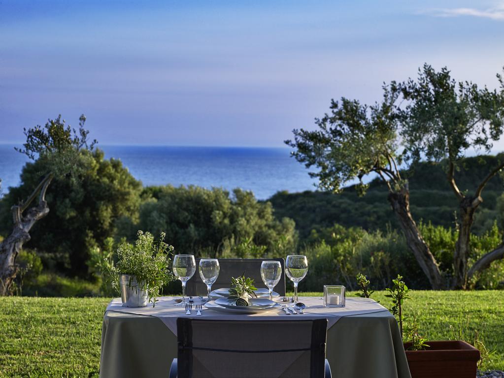 Leivatho Hotel Svoronata Bagian luar foto